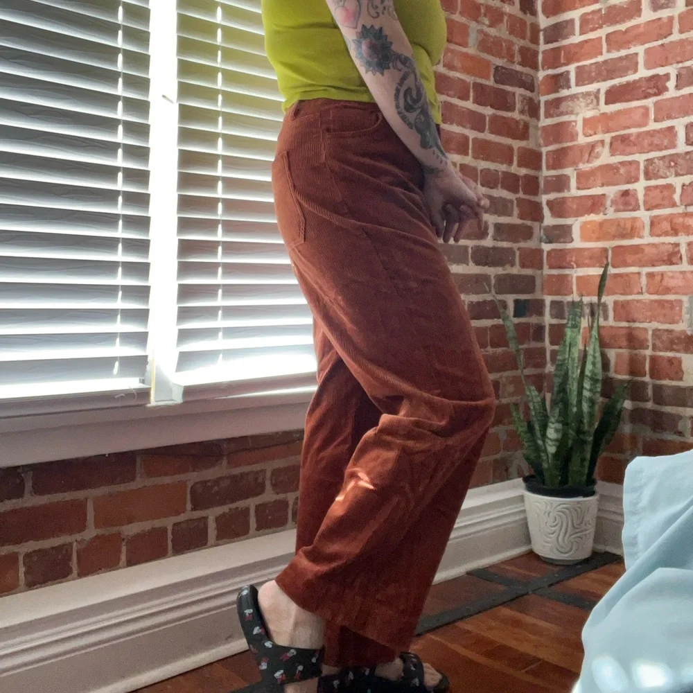 BNWT -  On 34th brand - wide leg pants - Picture 2 of 5
